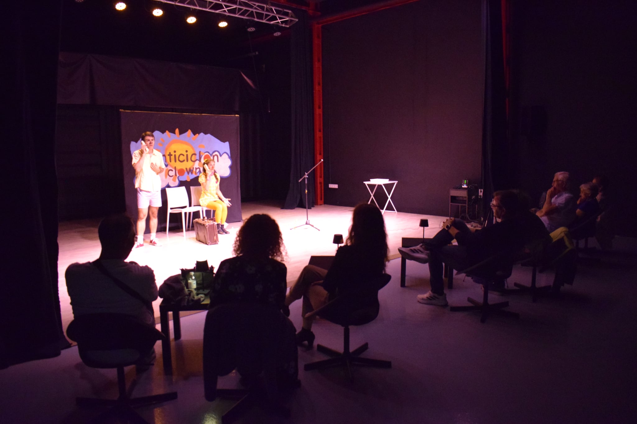 viaje a ninguna parte anticiclon clown la higuera de la poca verguenza 13