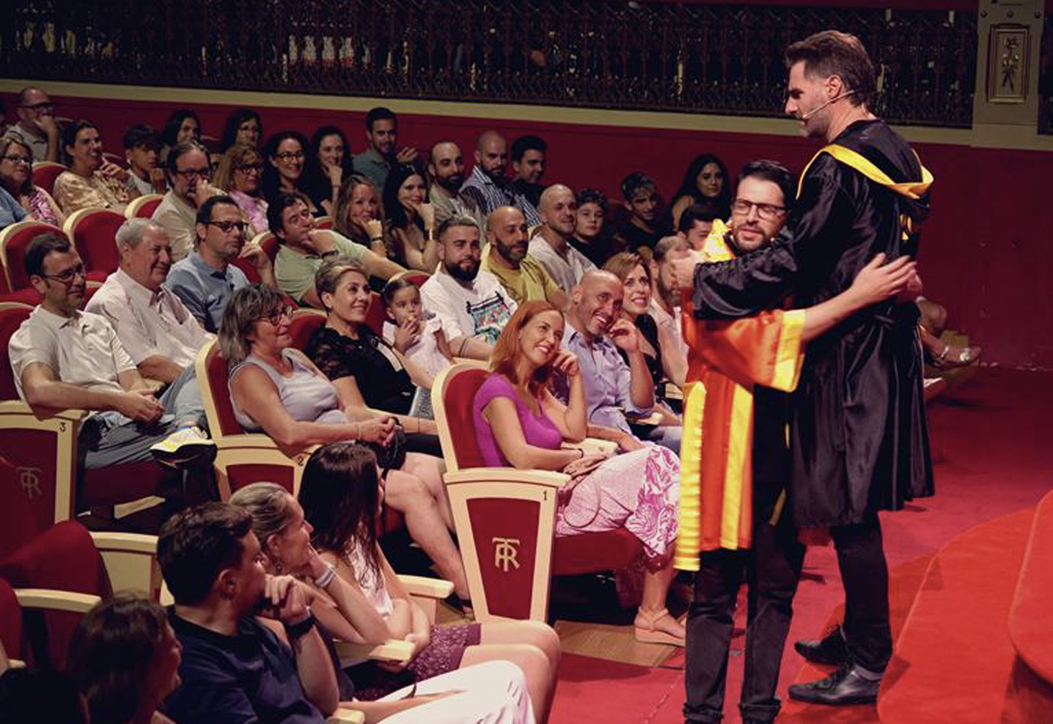 nos besamos javi chou pedro angel roca la higuera de la poca verguenza ww